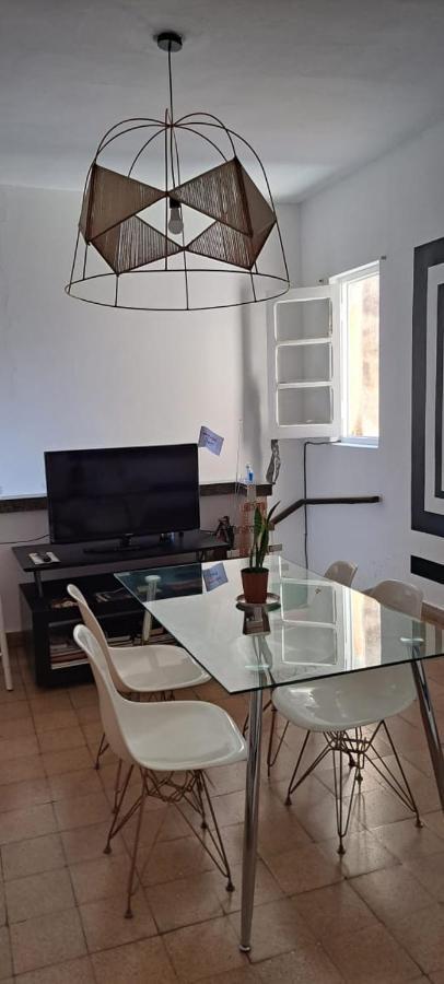 Hostel Lqueen 1 Salta Ngoại thất bức ảnh