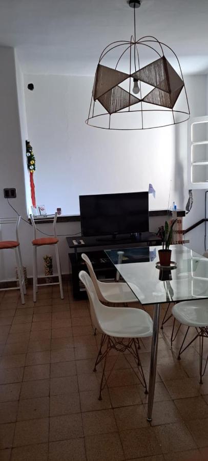 Hostel Lqueen 1 Salta Ngoại thất bức ảnh